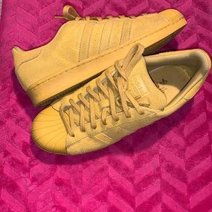 mustard color adidas